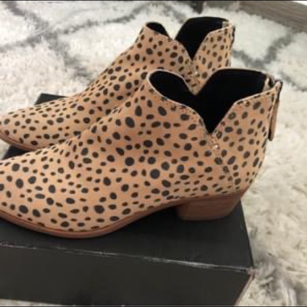 Dolce vita booties 7.5